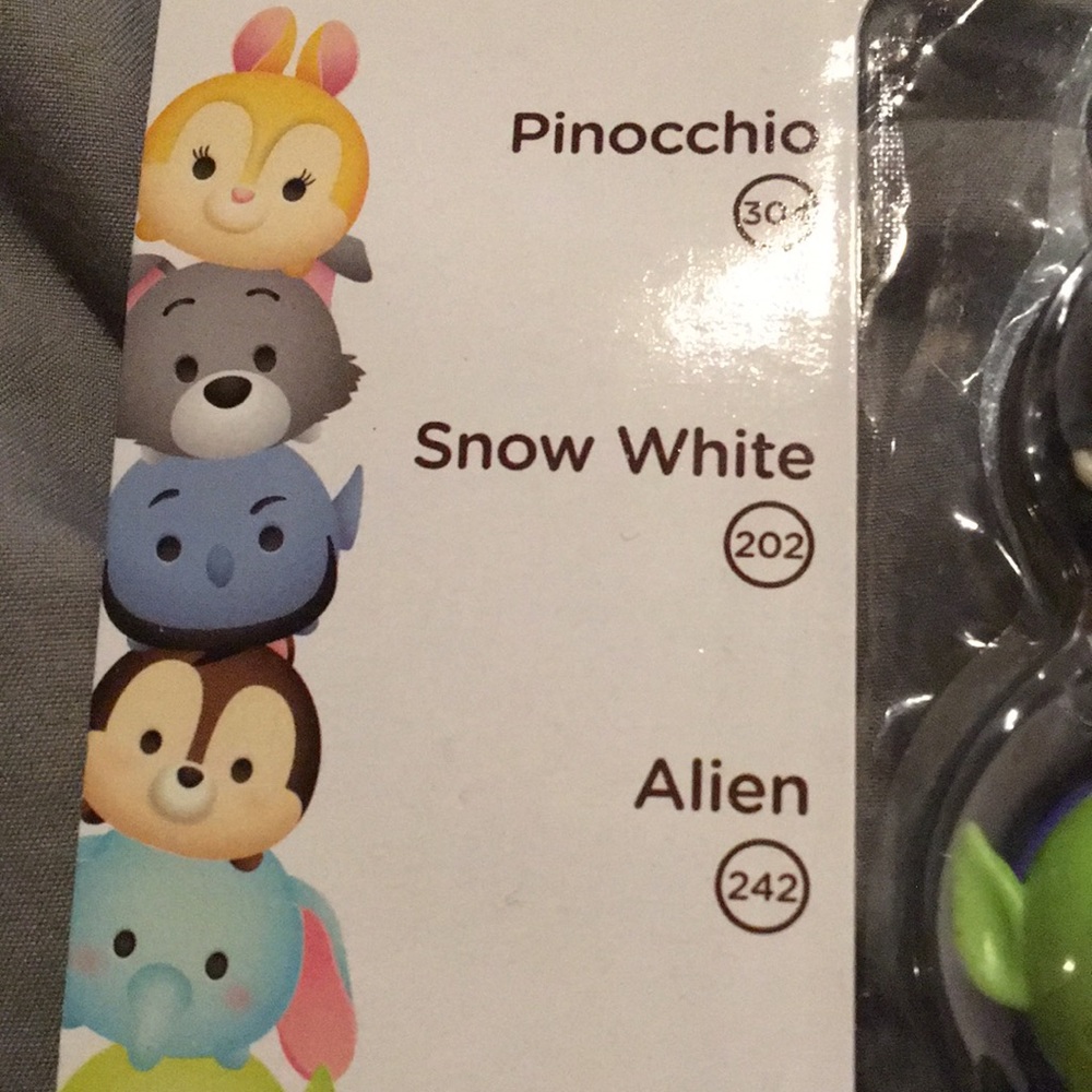 Disney stacking figures - Picture 4 of 7